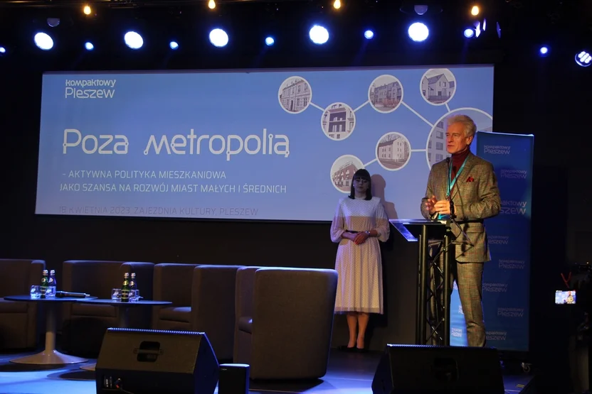 "Poza metropolią" - pleszewska konferencja o mieszkaniach w małych i średnich miastach