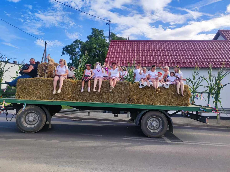 Dożynki w Dzięczynie