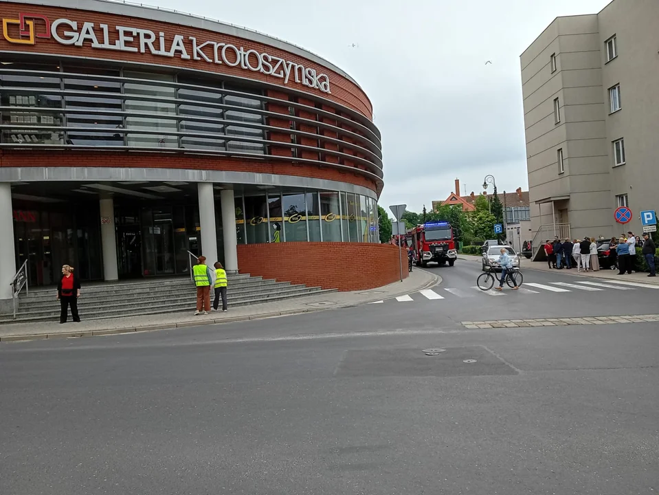 Strażacy ćwiczyli w Galerii Krotoszyńskiej