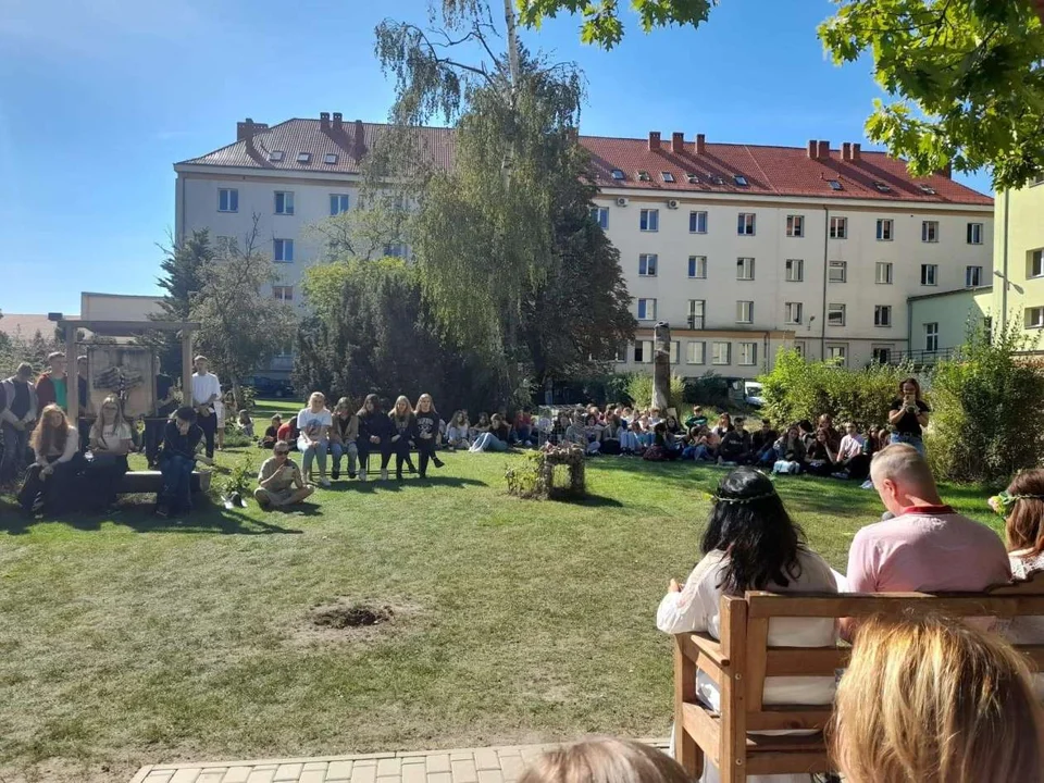 Narodowe Czytanie w ZSP nr 1 w Jarocinie