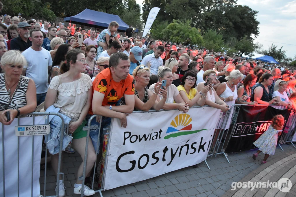 De Mono i Czerwone Gitary na Świętej Górze. Dożynki Powiatowe 2022