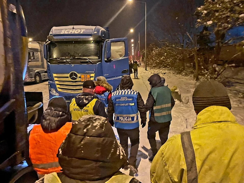 Funkcjonariusze z poznańskiego Zespołu Antykonfliktowego wrócili do domu