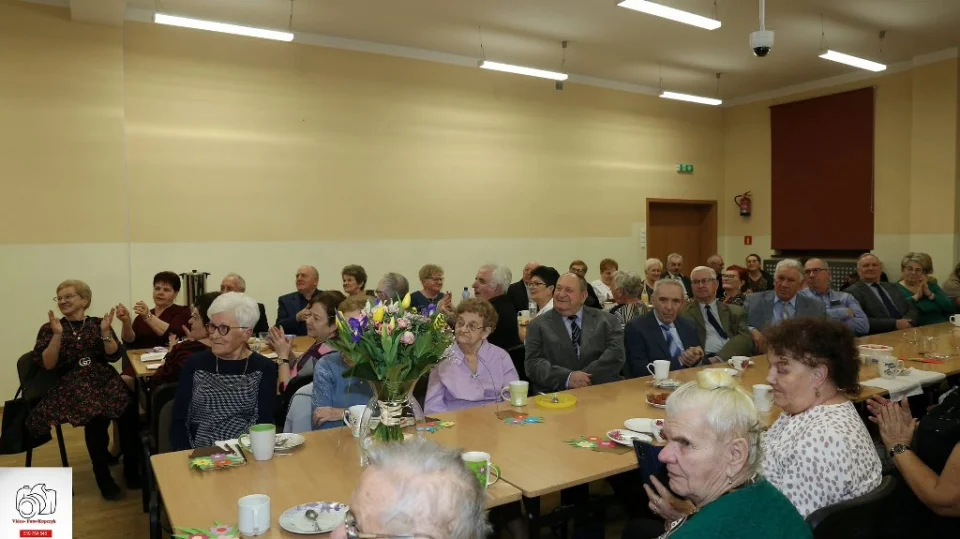 Kobylin. Dzień Kobiet u seniorów