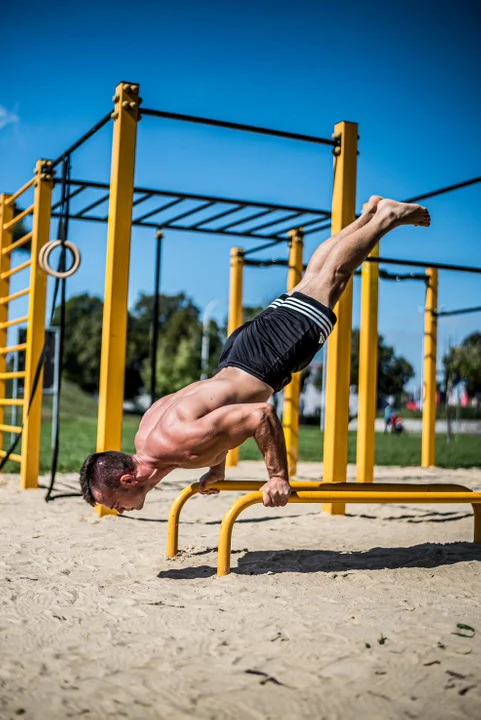 Dawid Adamczak - mistrz świata w kalistenice i street workout