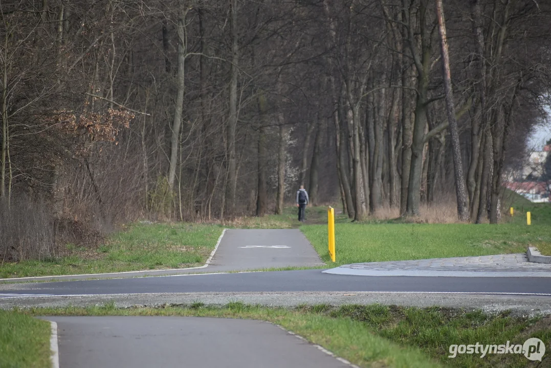 Budowa ścieżki pieszo-rowerowej Piaski-Gostyń