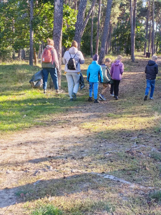 Akcja "Czysty las, czysta gmina" w Nadleśnictwie Piaski