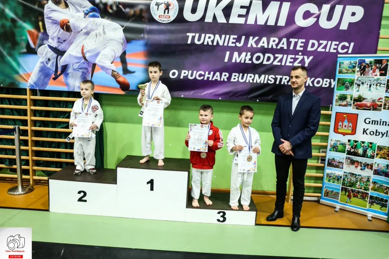 Kobylin. Turniej Karate o Puchar Burmistrza