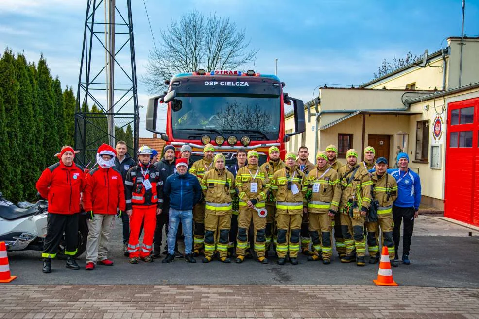 II Strażacki Bieg Mikołajkowy w Cielczy