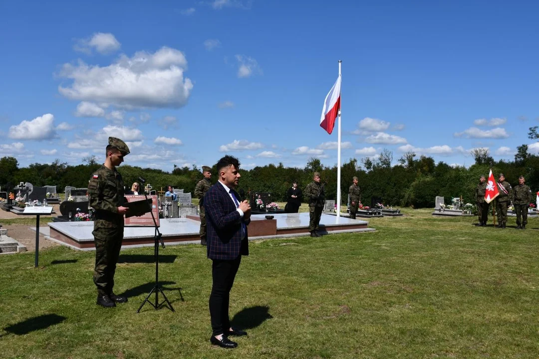 W Lgowie modlili się przy odnowionej kwaterze grobowej rodziny Gorzeńskich i Skarżyńskich