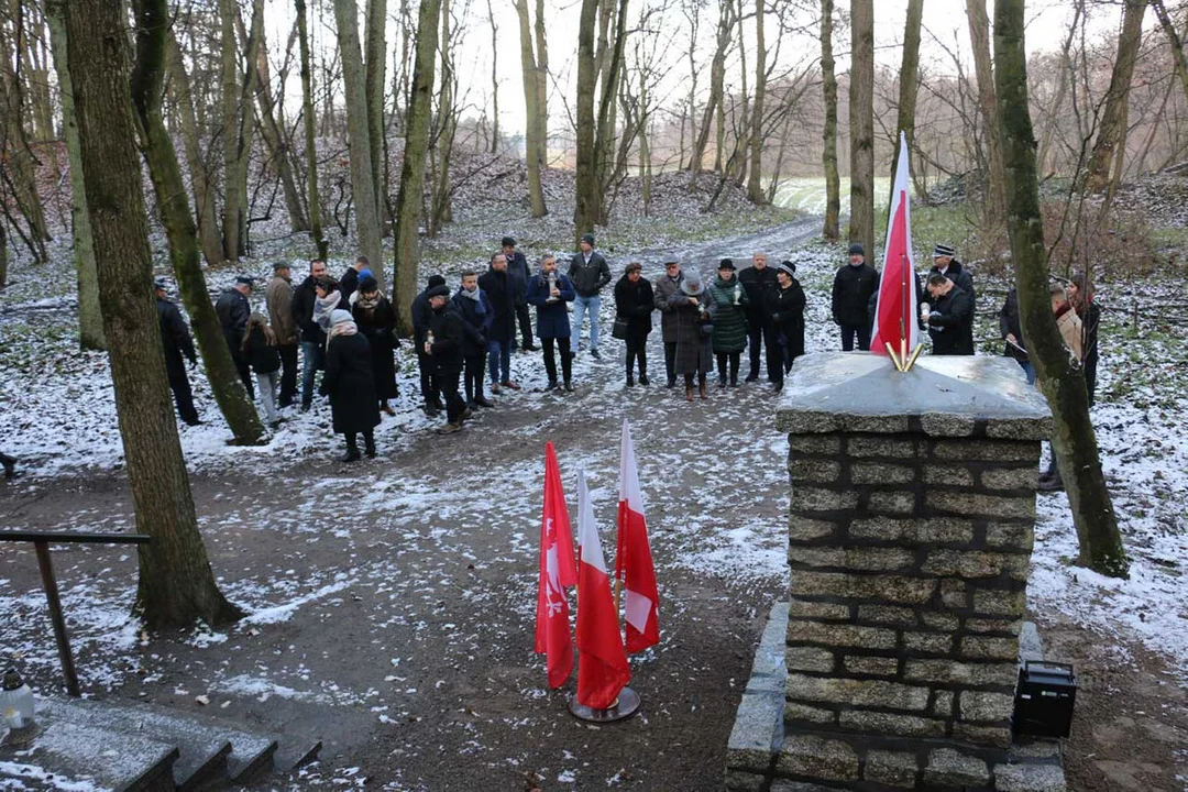 83. rocznica rozstrzelania 6 Polaków w Klonach, koło Gostynia