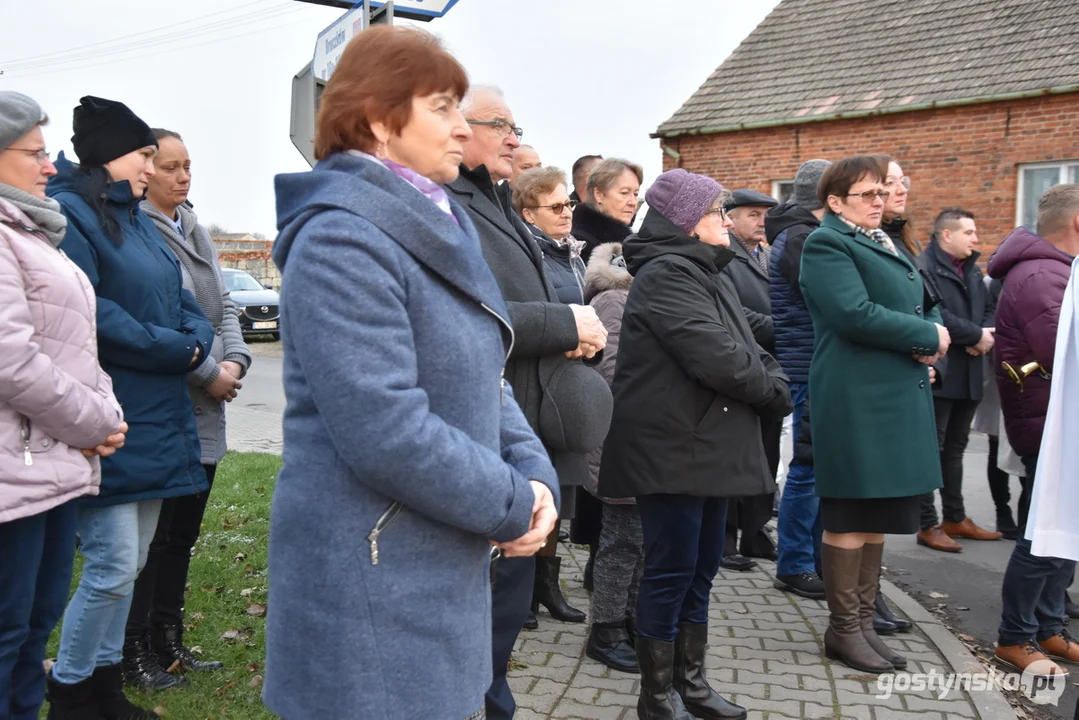 Poświęcenie kapliczki maryjnej w Bruczkowie (gm. Borek Wlkp.)