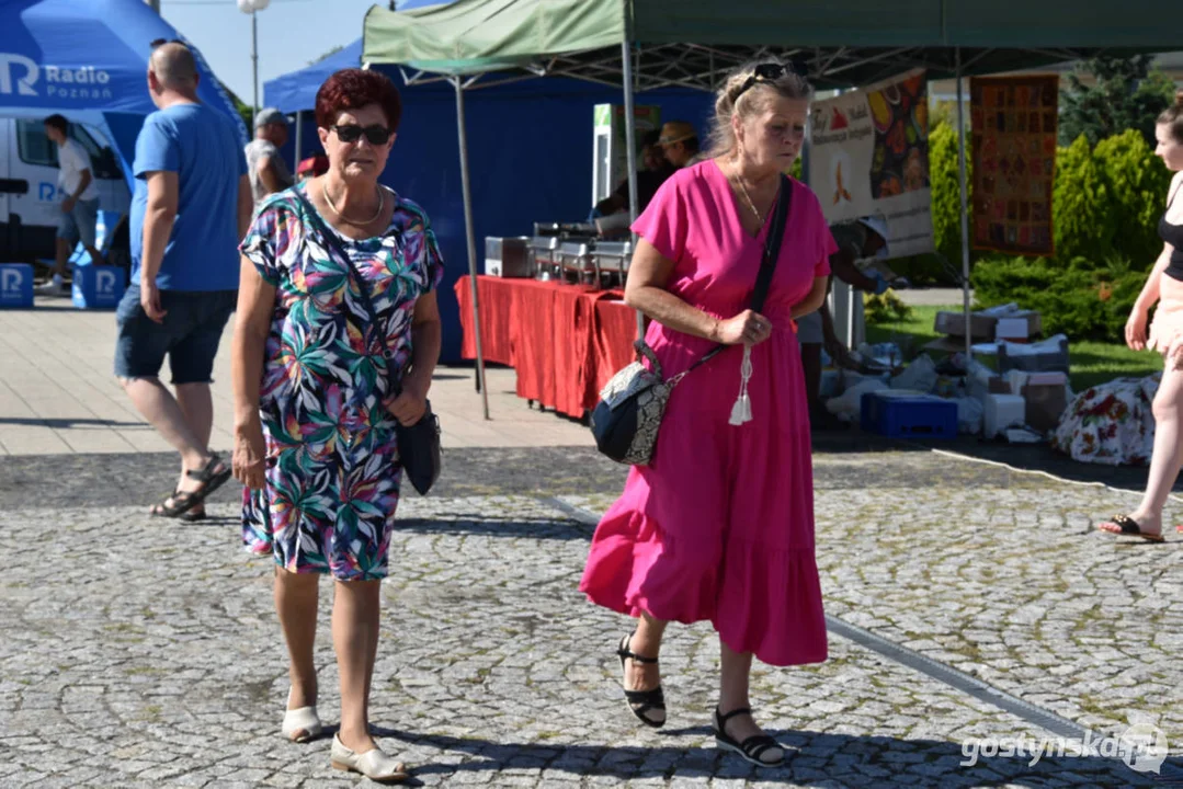 Święto Sera Smażonego w  w Pogorzeli - ustanowili rekord Polski  na największą porcję sera smażonego