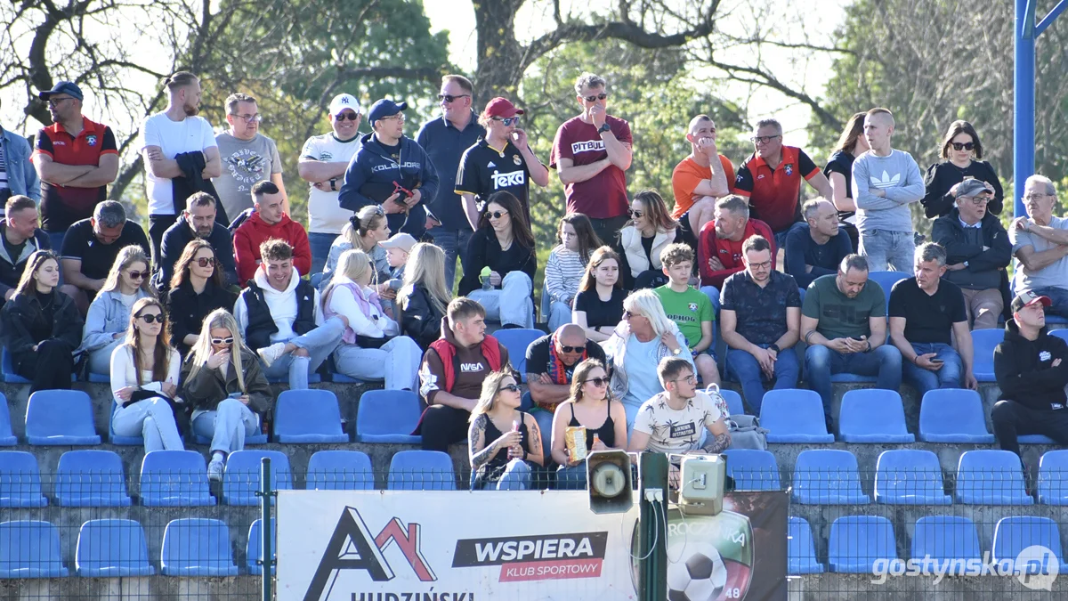 Derby powiatu gostyńskiego. Dąbroczanka Pępowo - Pinsel-Peter Krobianka Krobia 0 : 1