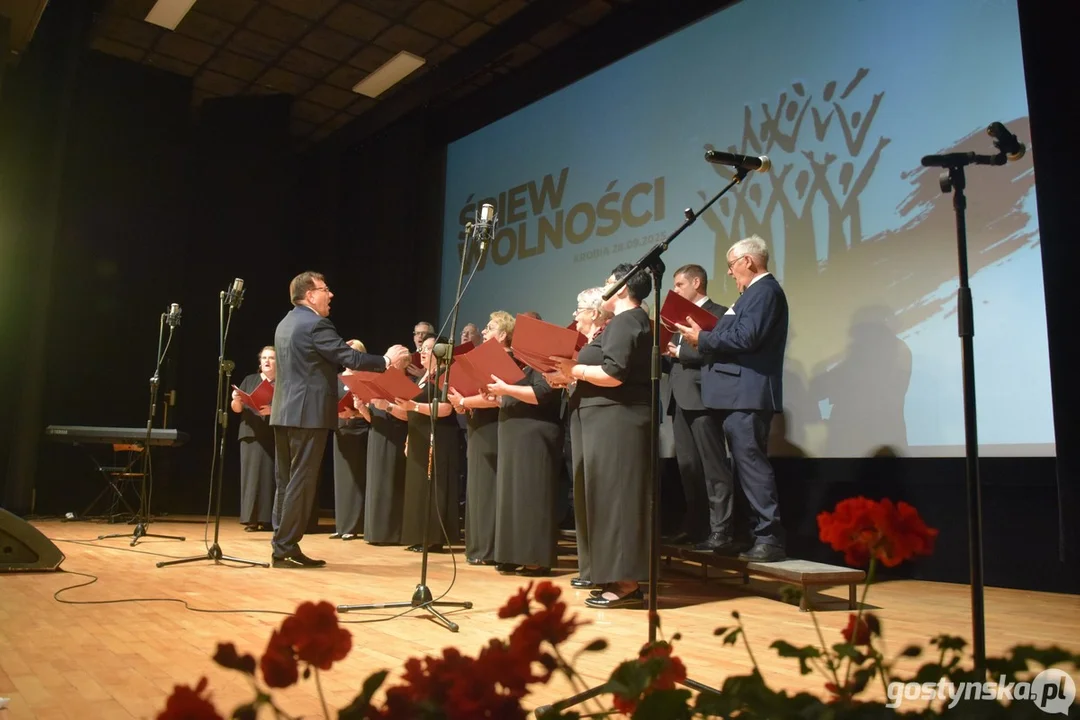 Koncert "Śpiew wolności" w kinie "Szarotka" w Krobi