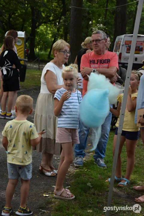 Rodzinny piknik w Pogorzeli - z alpakami i kamykami