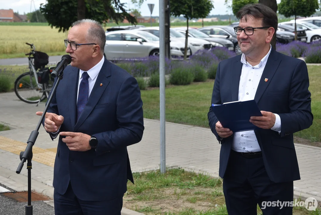 Otwarcie nowej ścieżki pieszo-rowerowej w Pępowie i drogi w Babkowicach