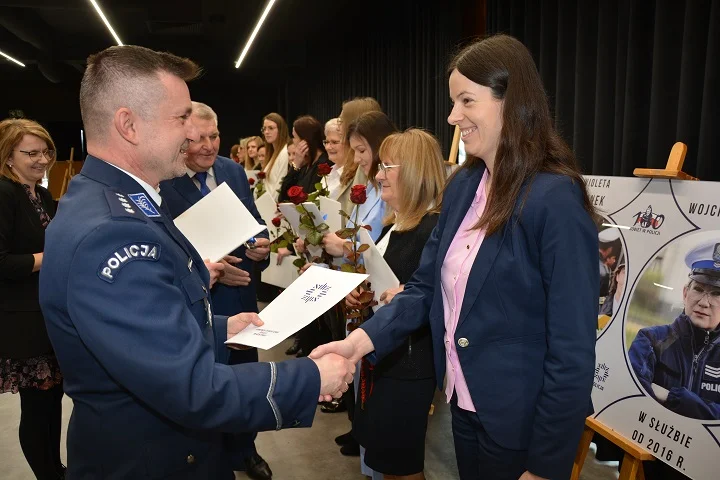 100-lecie kobiet w polskiej policji. W Gostyniu jedna piątą komendy stanowią policjantki