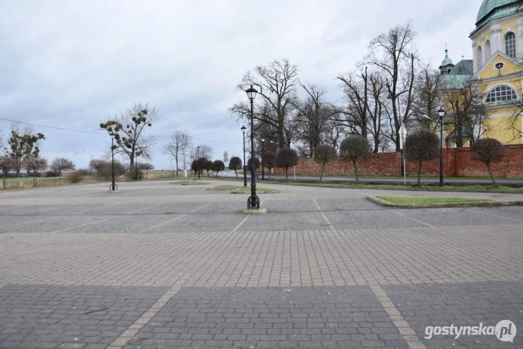 Nowy parking przed bazyliką na Świętej Górze