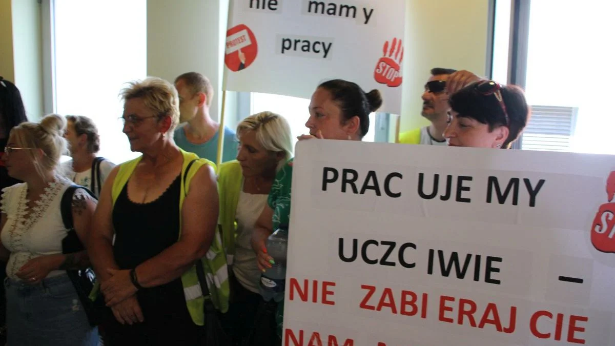 Protest w czasie sesji Rady Miejskiej w Jarocinie