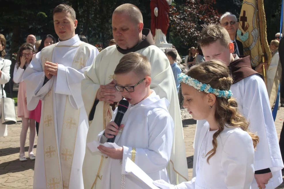 Pierwsza Komunia Święta w parafii św. Antoniego Padewskiego w Jarocinie