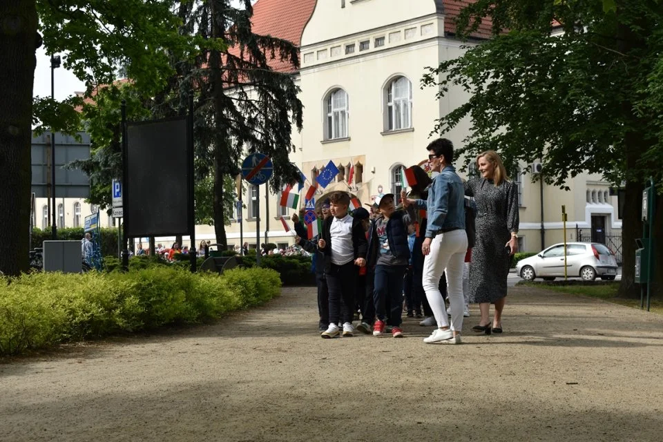 Krotoszyn. Miasteczko europejskie i pochód przedszkolaków