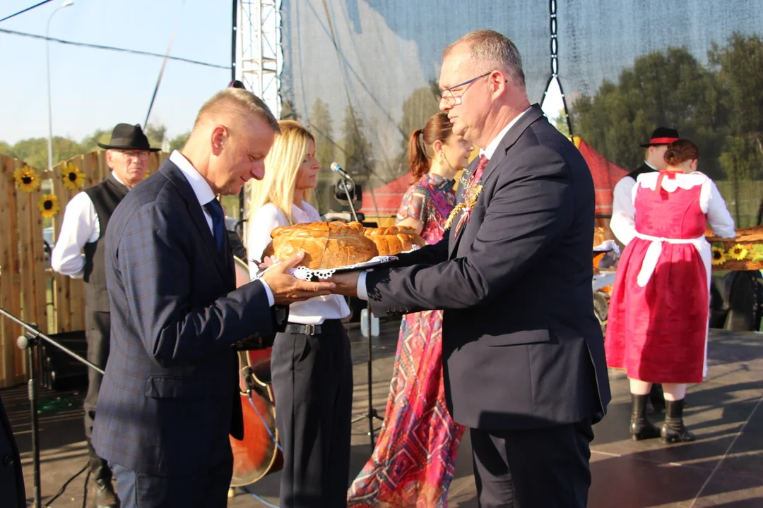 Dożynki Powiatu Pleszewskiego w Gizałkach