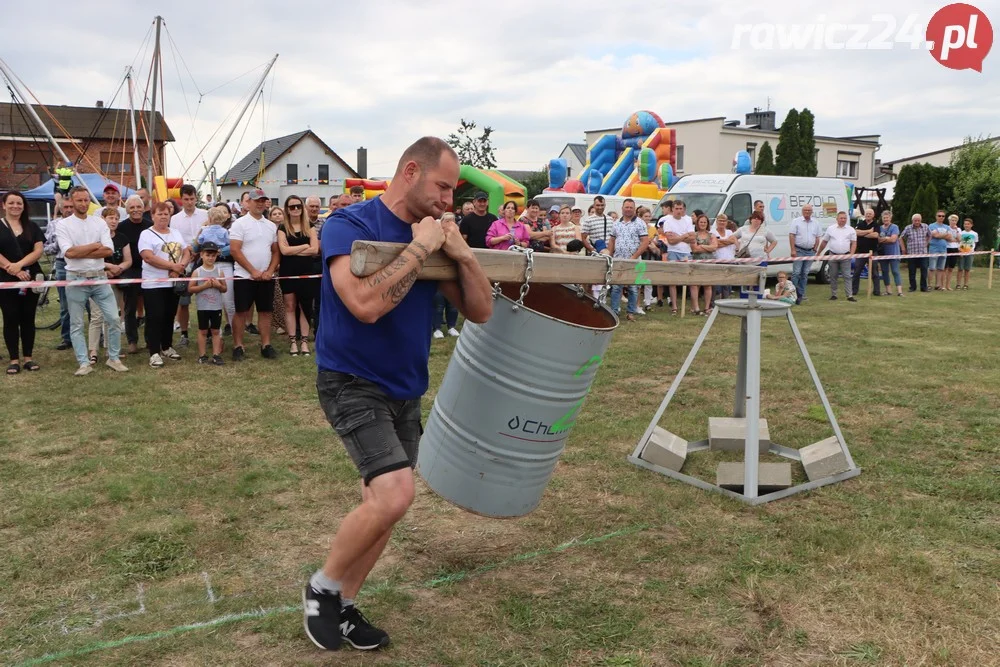 Charytatywny piknik sportowy w Szkaradowie