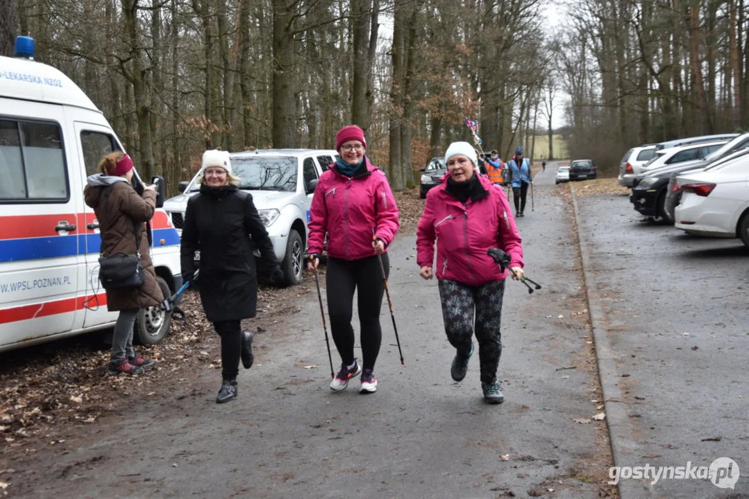 Biegająco zagrali dla WOŚP - Parkrun Gostyń i Grupa Nieprzemakalni Gostyń razem na trasie