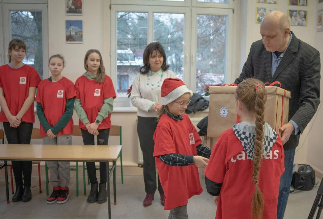 Krotoszyn. Ozdoby świąteczne dla szpitala