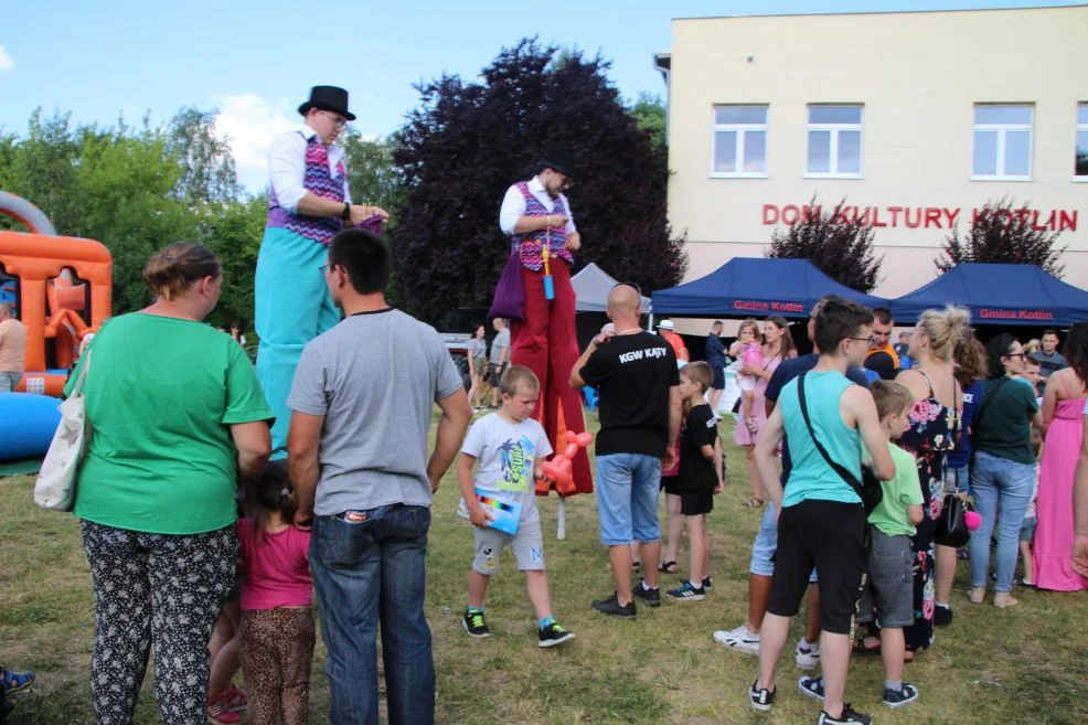 Piknik "Powitanie lata - z kulturą razem" i "Bitwa Regionów" w Kotlinie