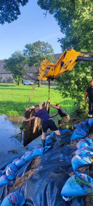 Kromolice pod wodą. Sztab Kryzysowy w Pogorzeli