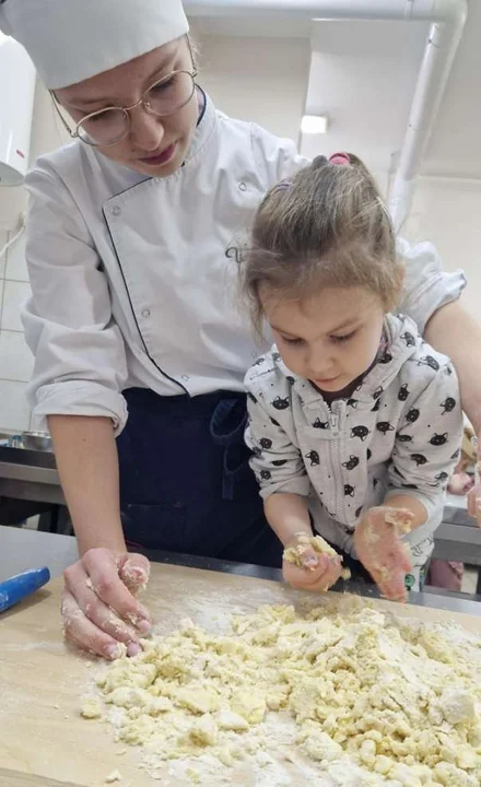 Zajęcia dla przedszkolaków w Zespole Szkół Ponadpodstawowych nr 1 w Jarocinie