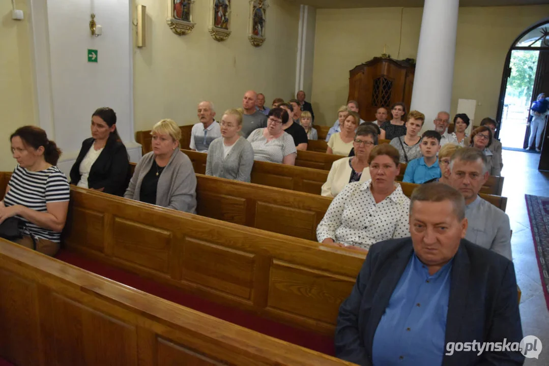 Pożegnanie proboszcza ks. Artura Michalaka w parafii pw. Świętej Trójcy w Zimnowodzie