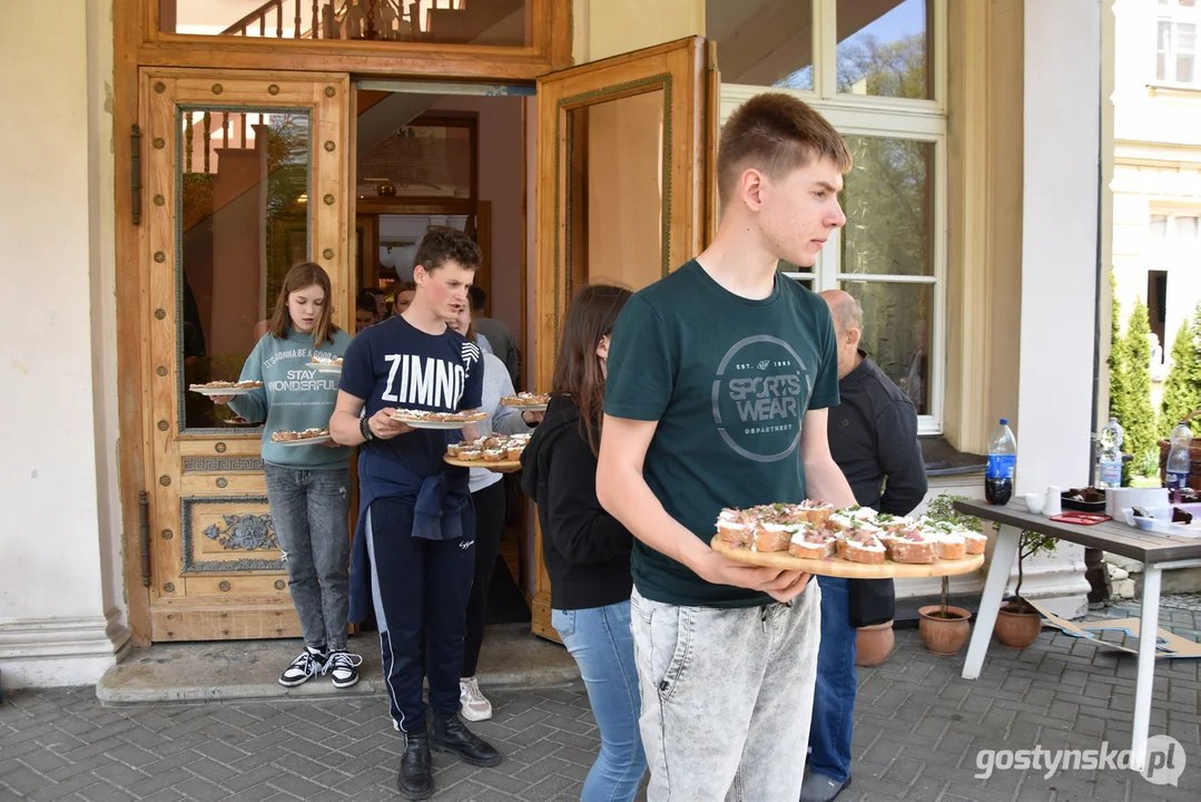 Uczniowie boreckich szkół z wizytą w Zimnowodzie