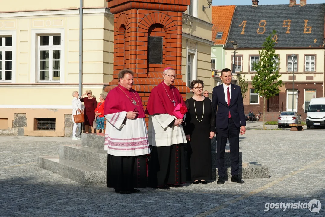 Poświęcenie figury Św. Jana Nepomucena w Krobi