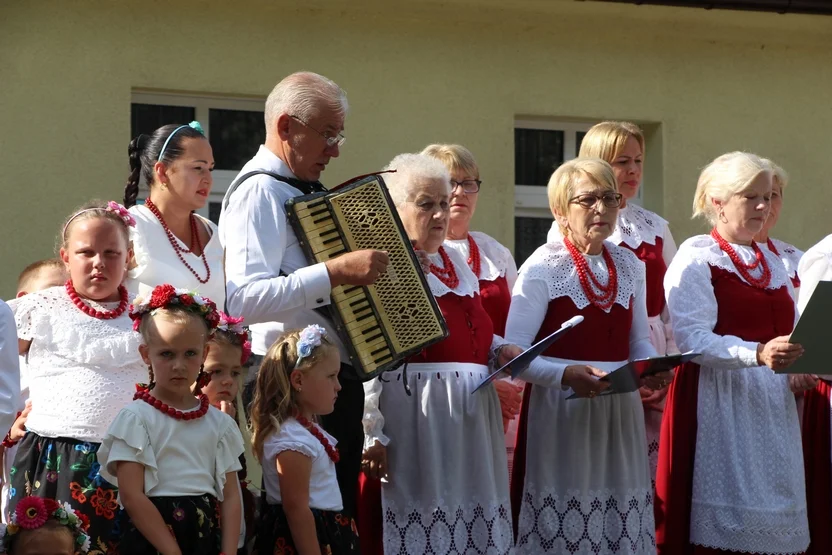 Dożynki w Suchorzewie. Miejscowi świętowali z przytupem [ZDJĘCIA] - Zdjęcie główne