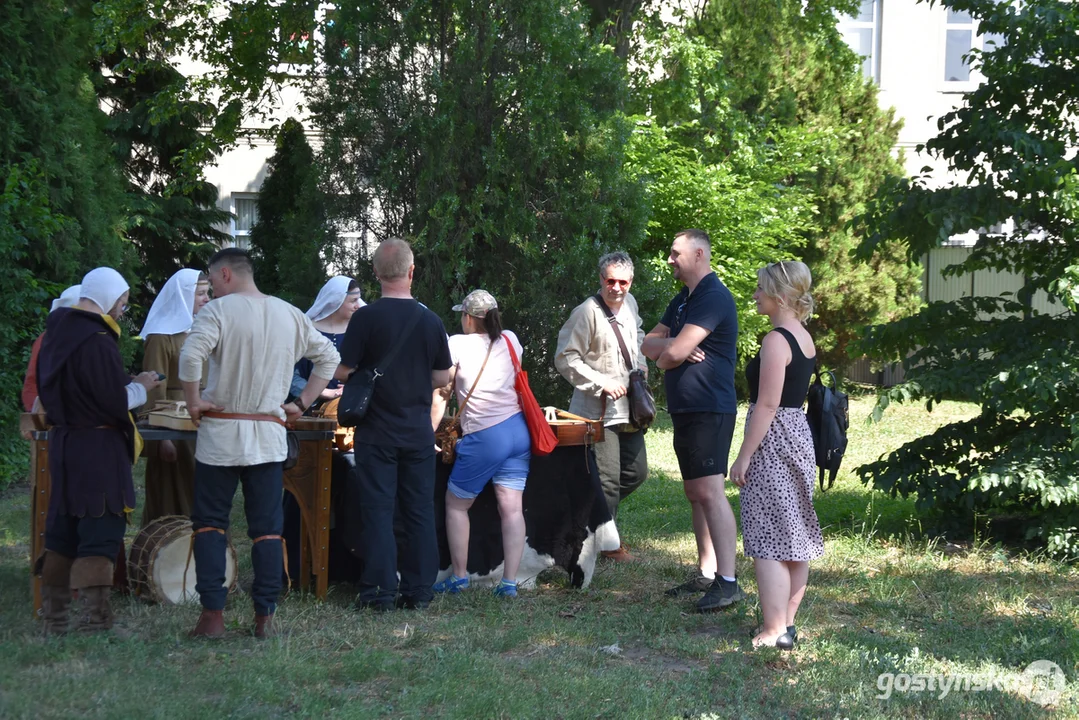 Dzień z Małgorzatą - Jarmark Średniowieczny w gostyńskiej farze