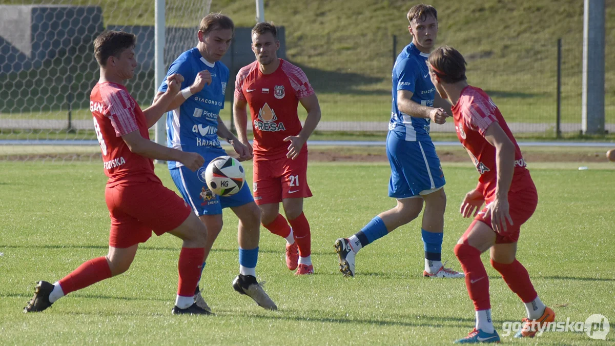 Kania Gostyń - Huragan Pobiedziska 3 : 3