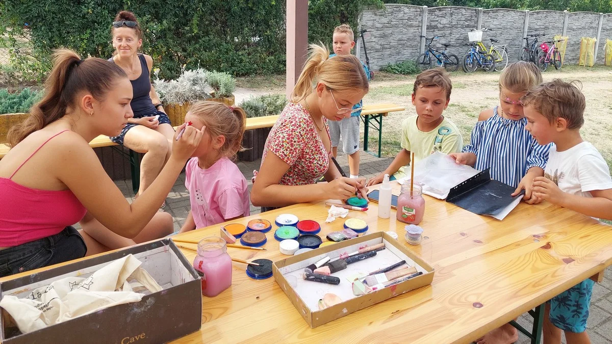 Letni Festyn Międzypokoleniowy. Zobaczcie, jak bawili się w Łaszczynie [ZDJĘCIA] - Zdjęcie główne