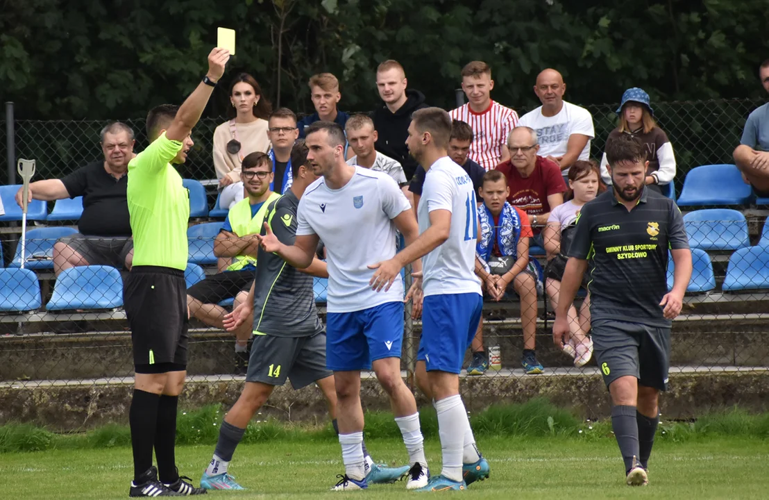 IV liga. Korona Piaski - Iskra Szydłowo 1 : 2