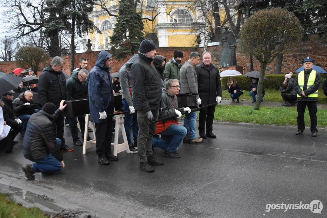 Miejska Droga Krzyżowa 2023 w Gostyniu