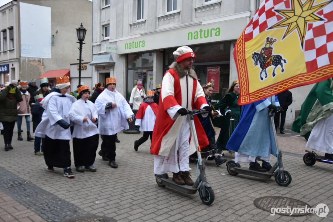 "W jasełkach leży" - Orszak Trzech Króli na ulicach Gostynia