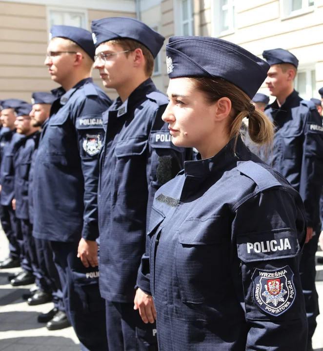 Ślubowanie nowych policjantów