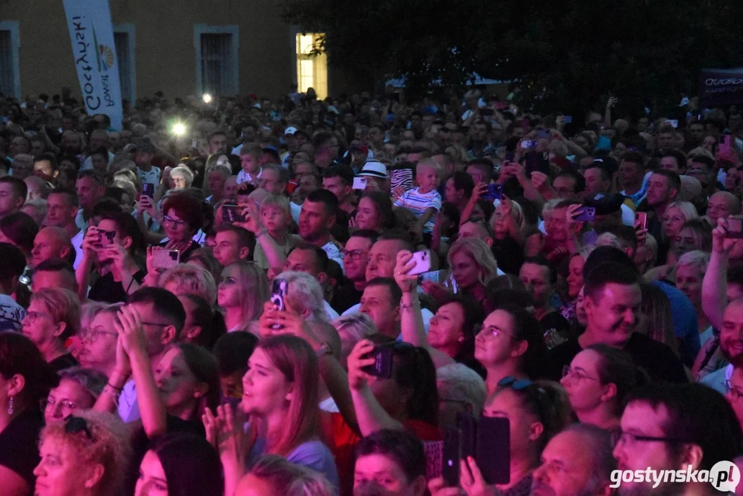 Dożynki powiatowe 2024 na Świętej Górze - koncert zespołu Baciary