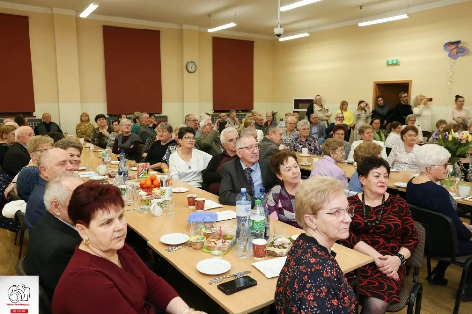 Kobylin. Dzień Kobiet u seniorów