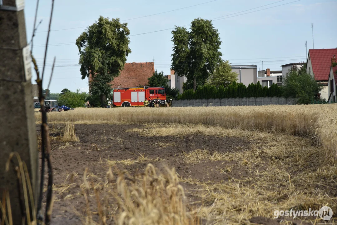 Pożar zboża w Poniecu i Kuczynie