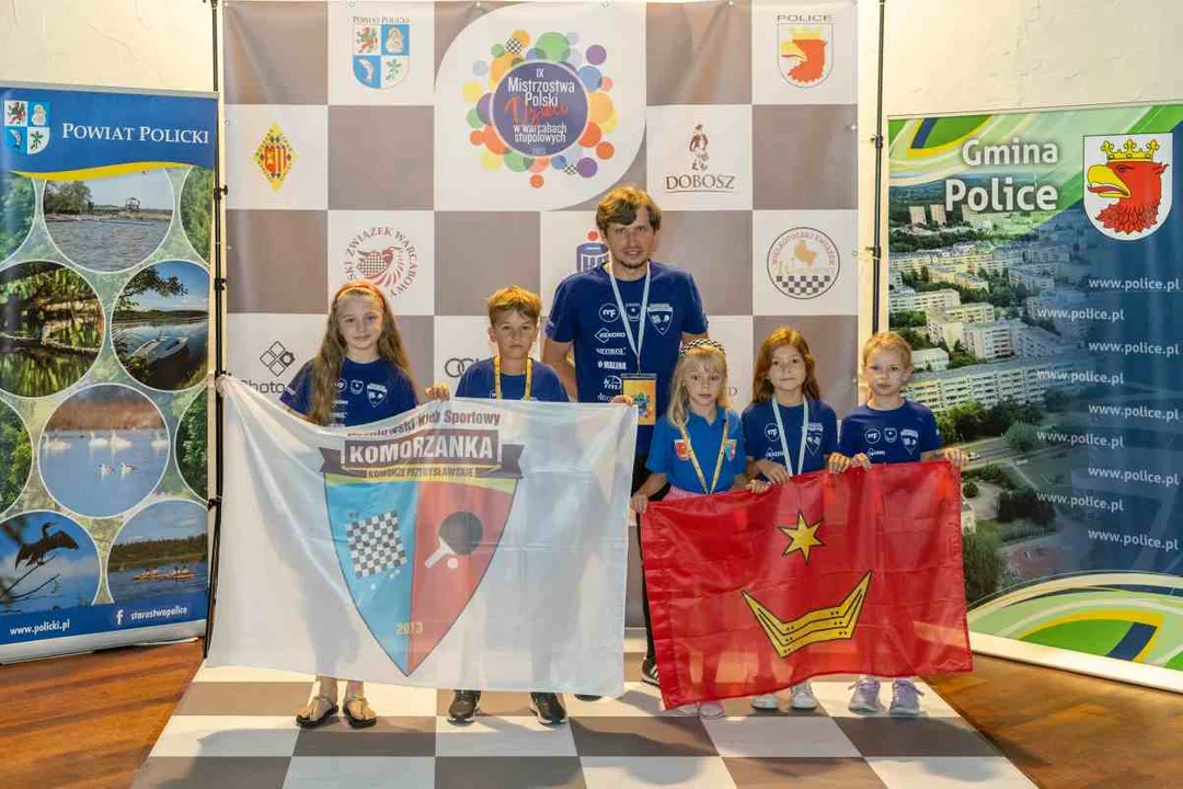 Komorzanka z kolejnymi medalami - Zdjęcie główne