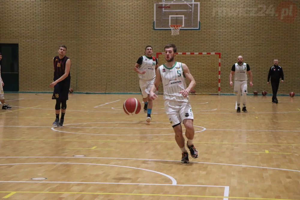 Rawia Rawag Rawicz - Pogoń Basket Szczecin 97:79