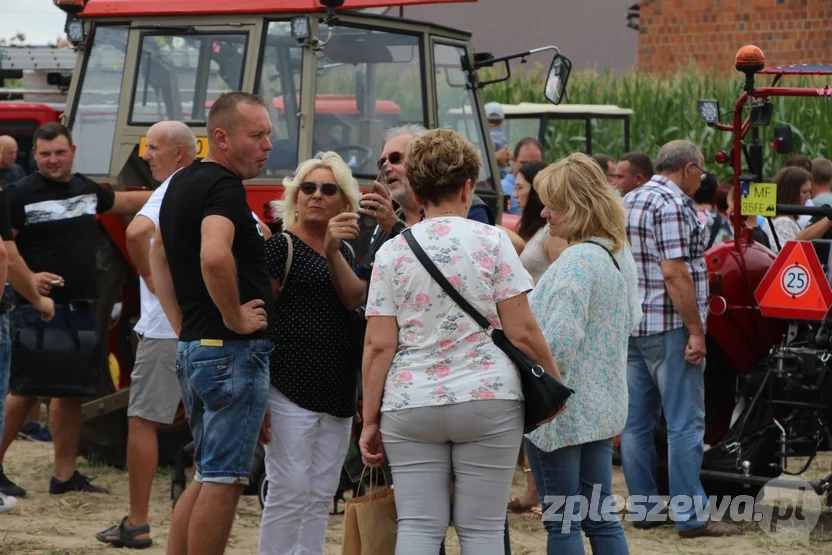 Zlot starych ciągników  wKucharach