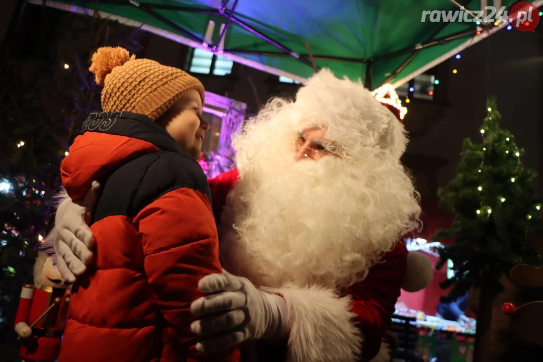 Spotkanie ze Świętym Mikołajem na Rawickim Jarmarku Bożonarodzeniowym